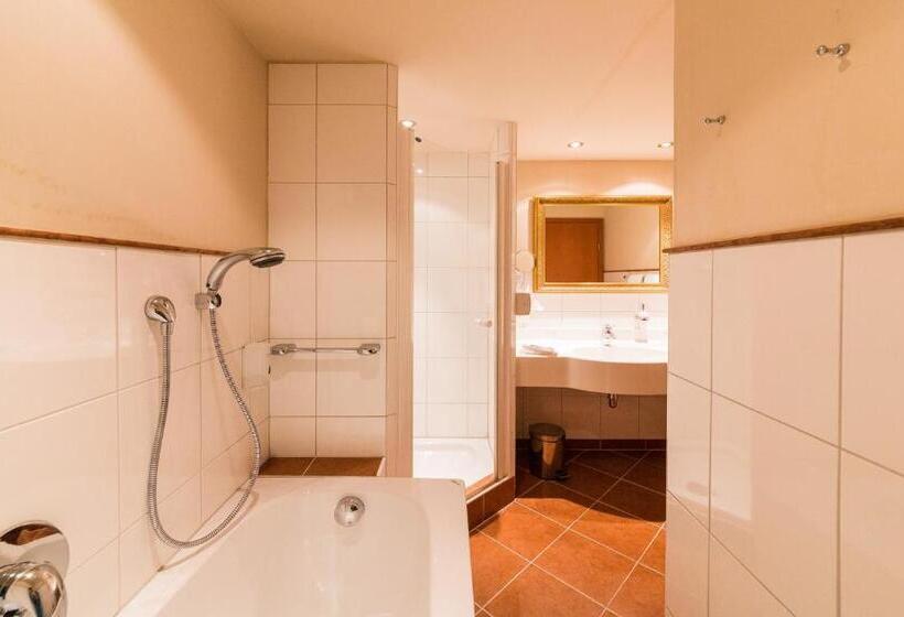 Трехместный Номер Superior, Ambiance Hotel   Braunau   Simbach