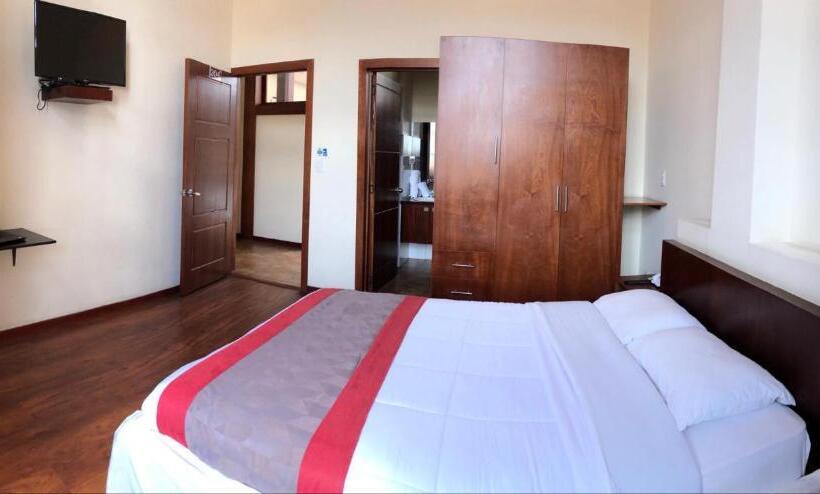 Номер Стандарт с Балконом, Floré Hotel Boutique Cuenca