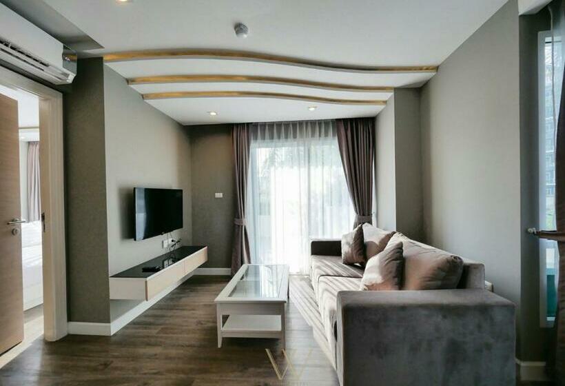 풀장 전망 스위트, Wisdom Hotel & Residence
