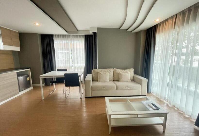 풀장 전망 스위트, Wisdom Hotel & Residence