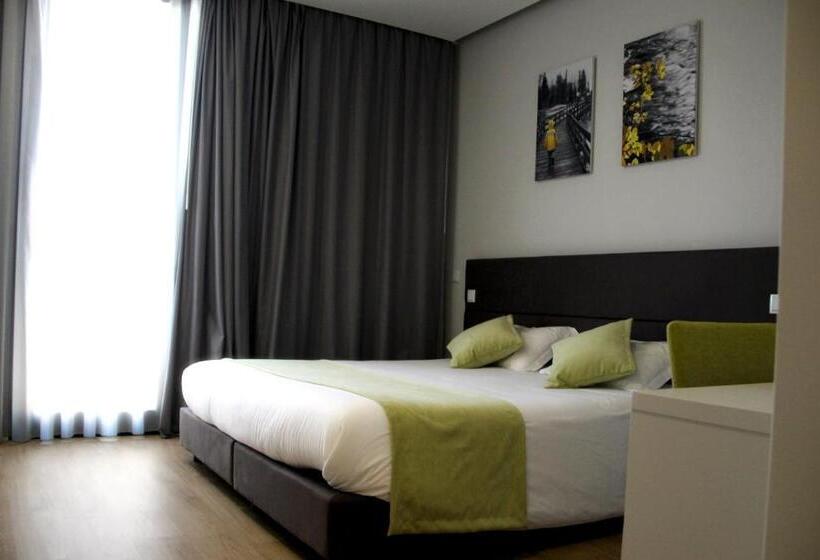 Номер Deluxe, Basto Vila