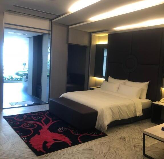 اتاق لوکس, Shui Nong Motel