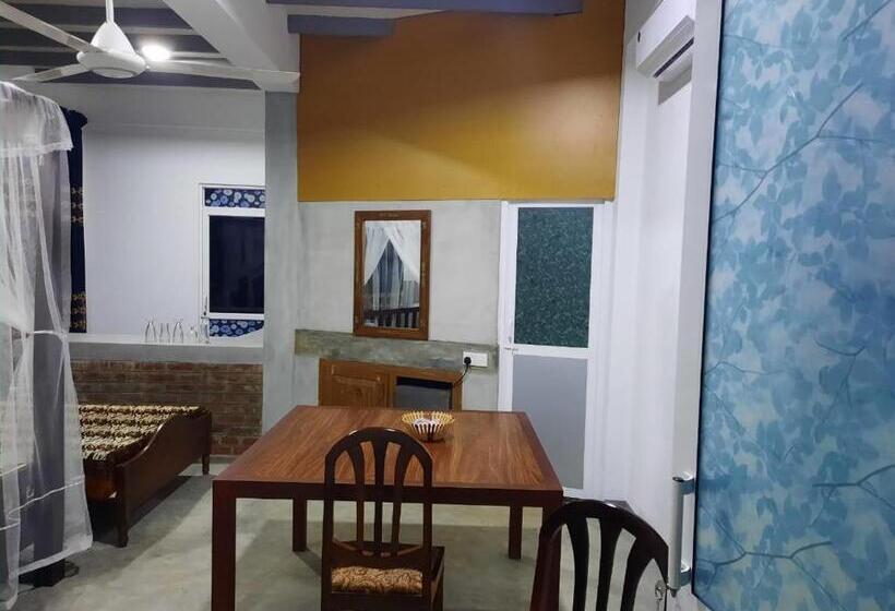اتاق لوکس, Sun & Moon Good View Villa