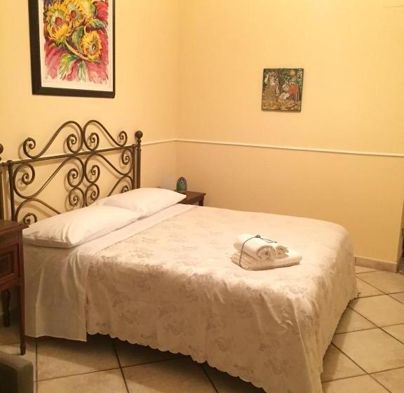 اتاق استاندارد چهار تخته, B&b Lumasa