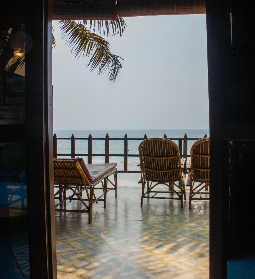 Номер Deluxe Вид на Море с Балконом, O3 Beach Resort