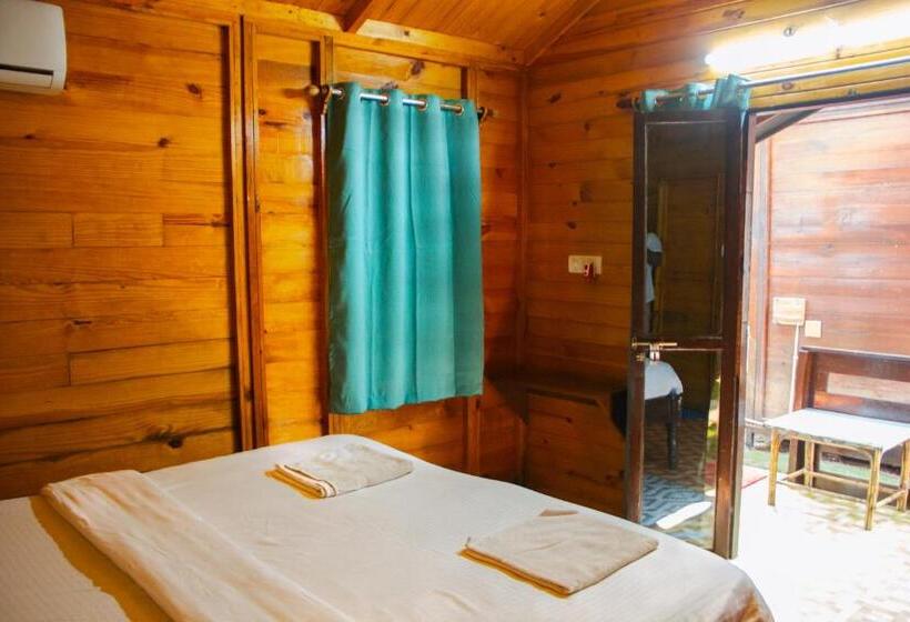 Номер Deluxe с Балконом, O3 Beach Resort