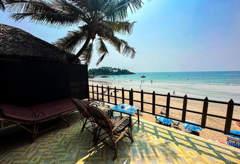 Номер Deluxe Вид на Море с Балконом, O3 Beach Resort