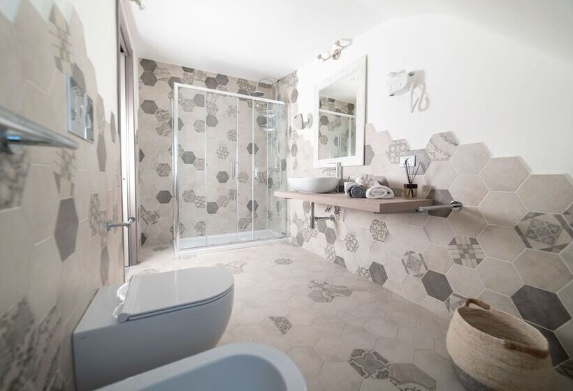 Economy Triple Room, Gli Ulivi