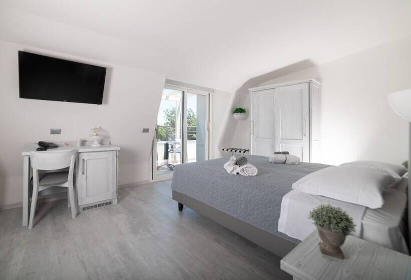 Economy Triple Room, Gli Ulivi