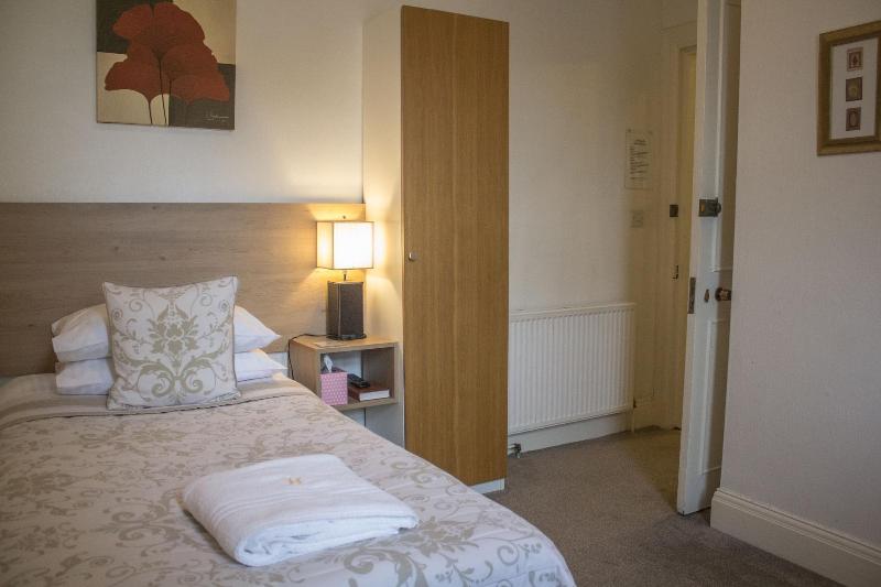 اتاق استاندارد یک نفره, Hazeldene Guest House