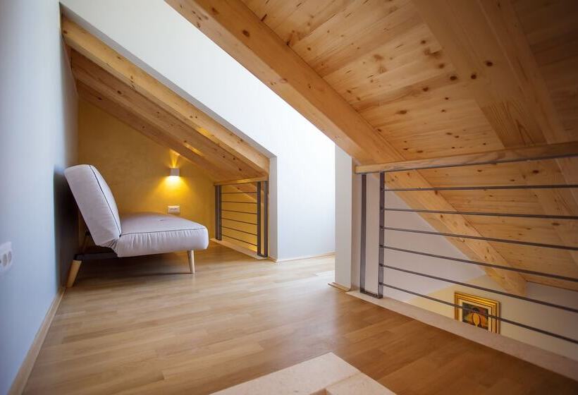 סוויטת סופריור, Mijama Suites