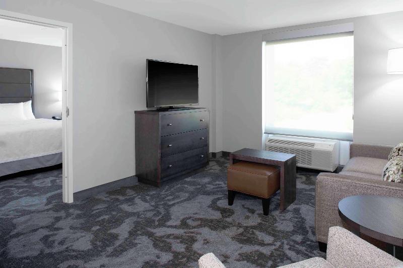 Люкс Кровать Кинг, Homewood Suites By Hilton Lansing Eastwood
