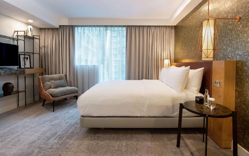 Стандартный Номер Кровать Кинг, Lincoln Plaza London, Curio Collection By Hilton