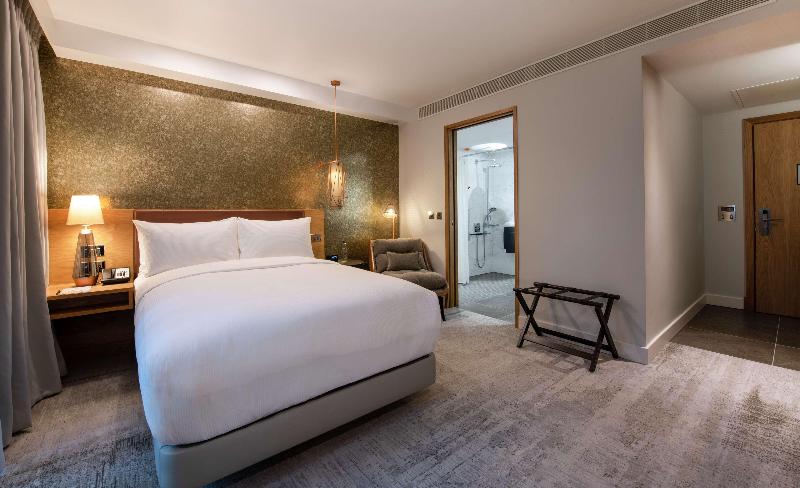 Стандартный Номер Кровать Кинг, Lincoln Plaza London, Curio Collection By Hilton