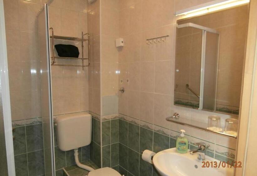סוויטת ג'וניור, Guest House Klaudija