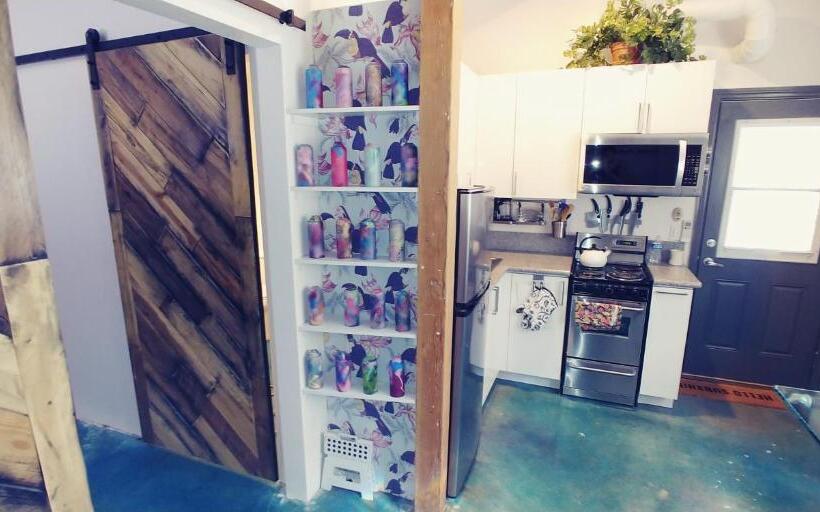 스위트, House Of Trestles   Hostel