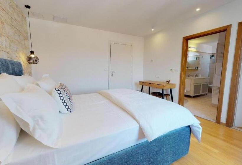 디럭스 룸, Riva Apartments