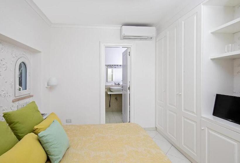 غرفة قياسية, Casa Gaia