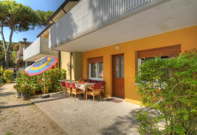 Апартаменты 2 Спальни, Residence Villa Laura