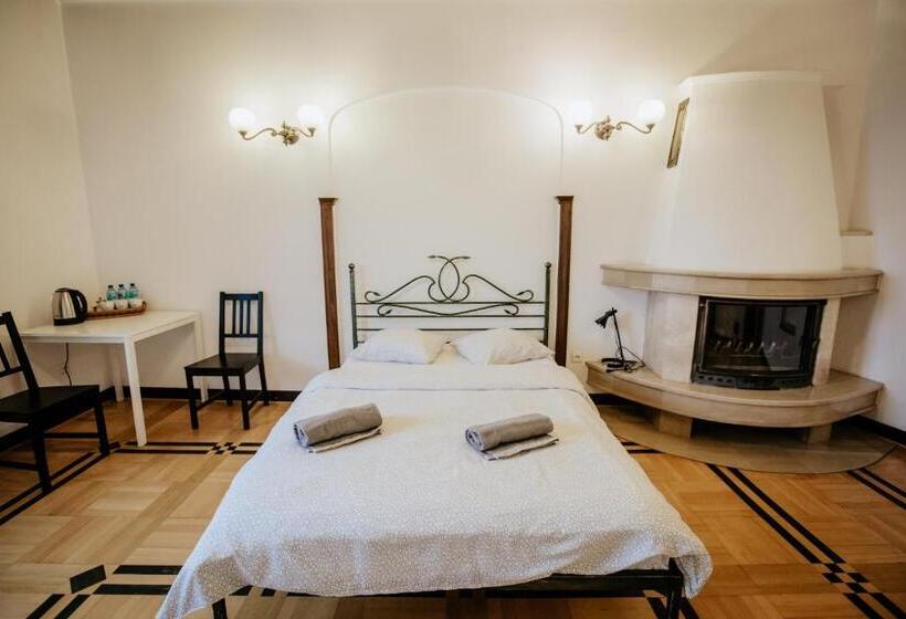 Трехместный Номер Стандарт Совместная Ванная, Green Wood Apartament Stara Ochota