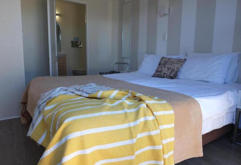Апартаменты 2 Спальни, Le Chalet Waiheke Apartments