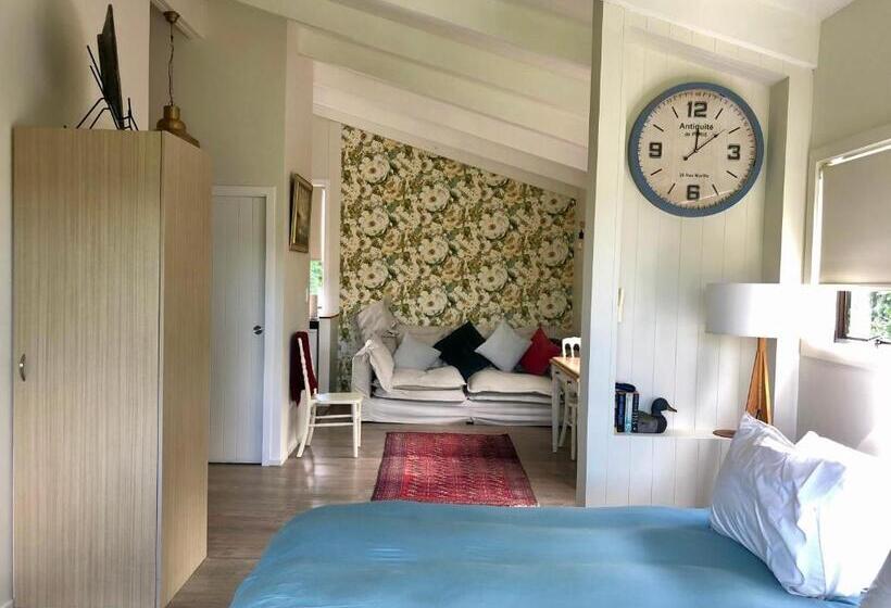 Студия Стандарт, Le Chalet Waiheke Apartments