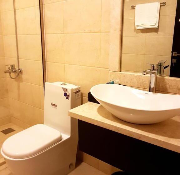 Standard Single Room, Tanuf Residency