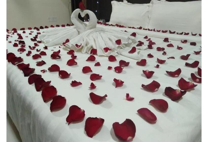 Deluxe Room, Tanuf Residency