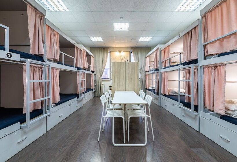共用房间的床, Hostel Pushkin