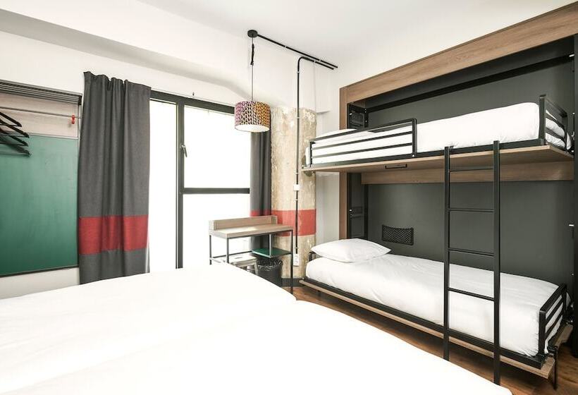 家庭间, Generator Madrid