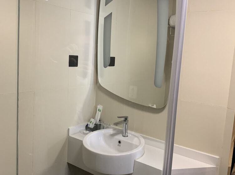 اتاق کلاس بیزنس, Ibis Chengdu Meizhou Center