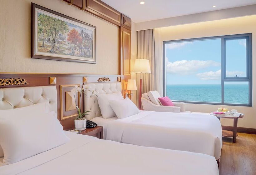اتاق لوکس با چشم‌انداز دریا, Dlg Hotel Danang