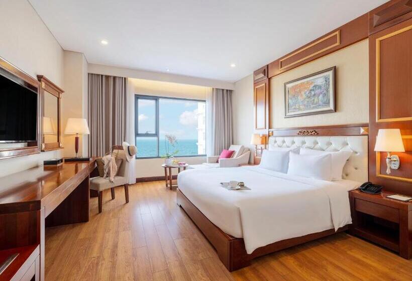 اتاق لوکس با چشم‌انداز دریا, Dlg Hotel Danang