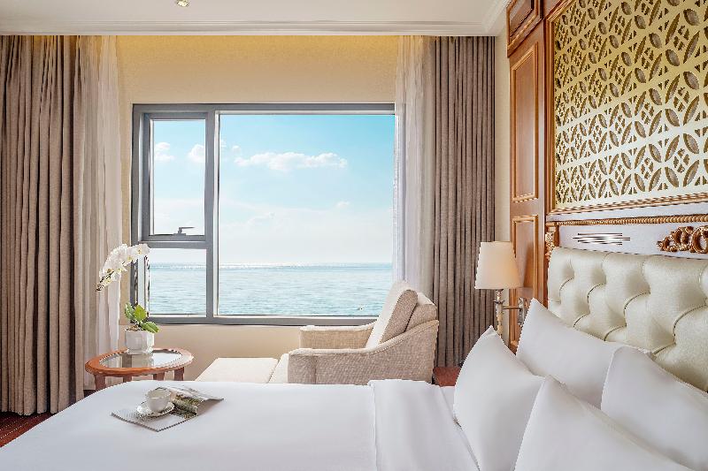 سوییت جونیور با چشم‌انداز دریا, Dlg Hotel Danang