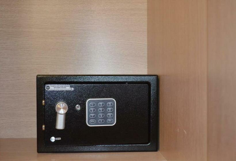 اتاق استاندارد یک نفره, B&b Studio 162