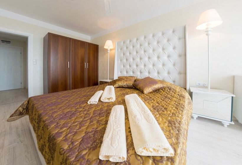 Апартаменты Deluxe 2 Спальни, Harmony Suites  Monte Carlo