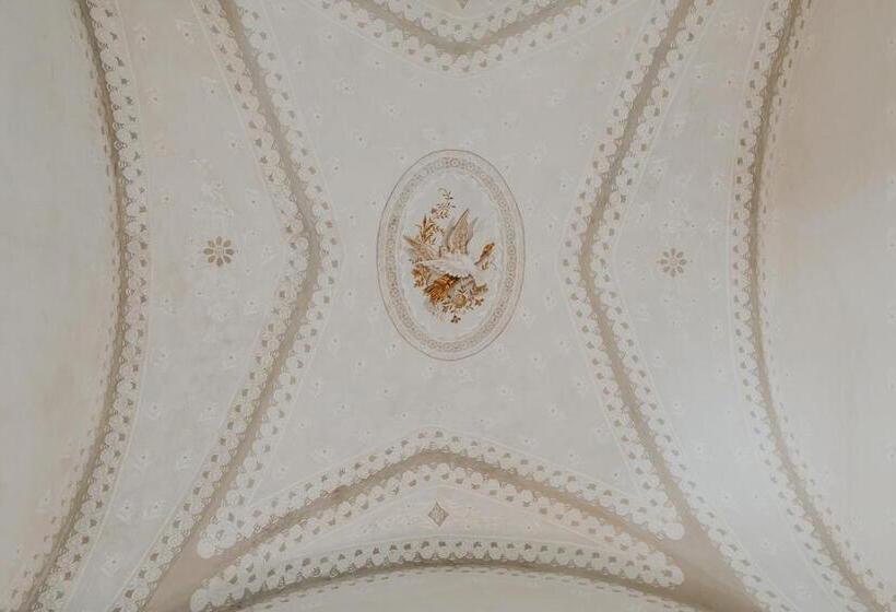 Номер Deluxe Вид на Город, Relais Monastero Santa Teresa  Albergo Diffuso