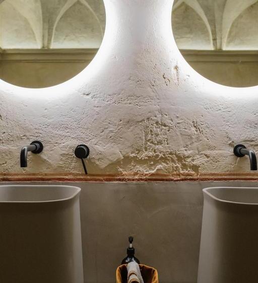 Полулюкс, Relais Monastero Santa Teresa  Albergo Diffuso