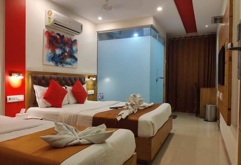 Трехместный Номер Deluxe, Grandeur Near Mumbai International Airport