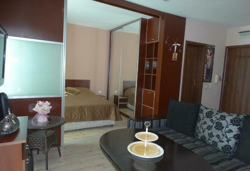 إستوديو قياسى مطل على البحر, Chateau Del Marina Apart Complex
