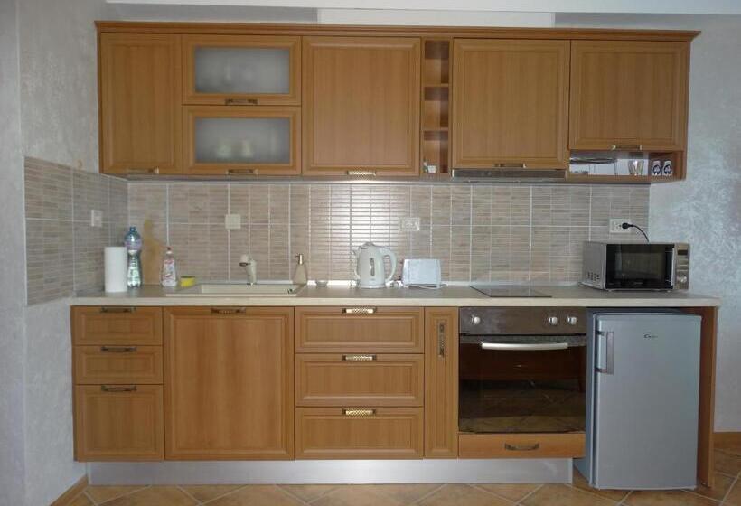إستوديو قياسى مطل على البحر, Chateau Del Marina Apart Complex