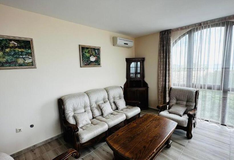 شقة غرفة واحدة, Chateau Del Marina Apart Complex