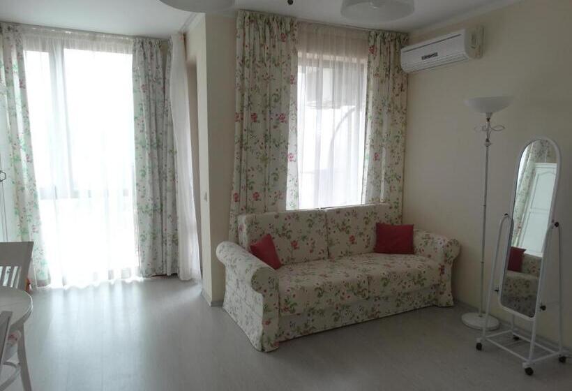 إستوديو قياسى مطل على البحر, Chateau Del Marina Apart Complex