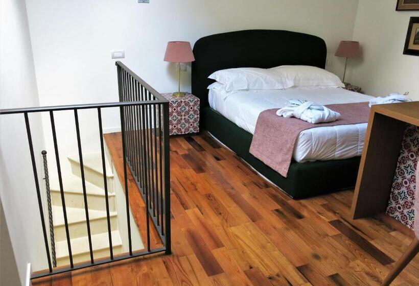 سوئیت جونیور خانوادگی, Relais San Giuliano