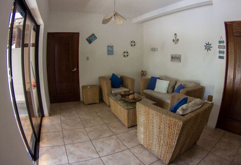 ویلای 3 خوابه, Luxury Villas Monterrico