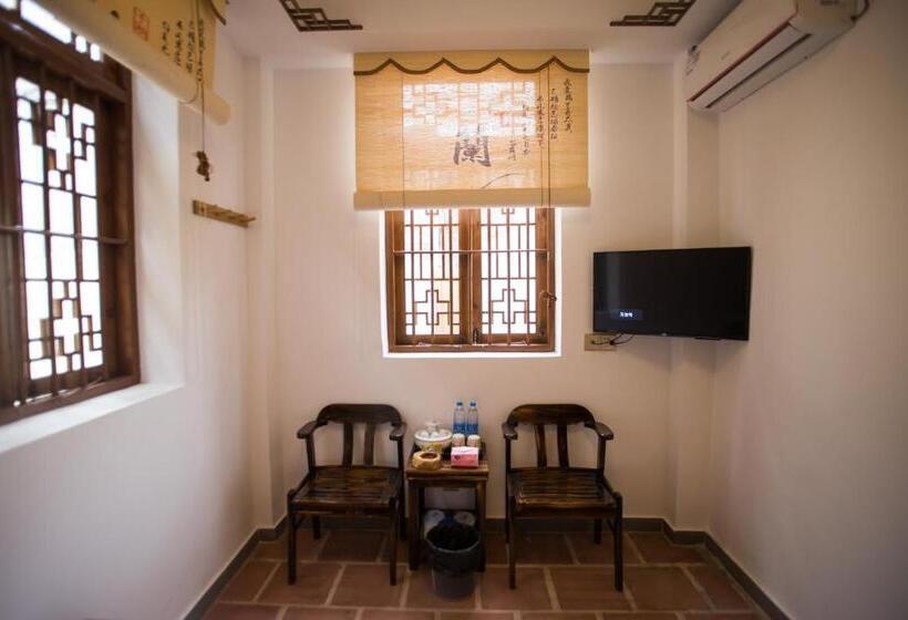 اتاق استاندارد با چشم‌انداز باغ, Chaozhou Hello Inn