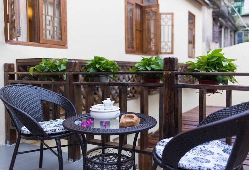 اتاق استاندارد با بالکن, Chaozhou Hello Inn