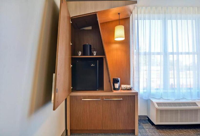 장애인용 디럭스룸, Courtyard By Marriott Jackson Madison