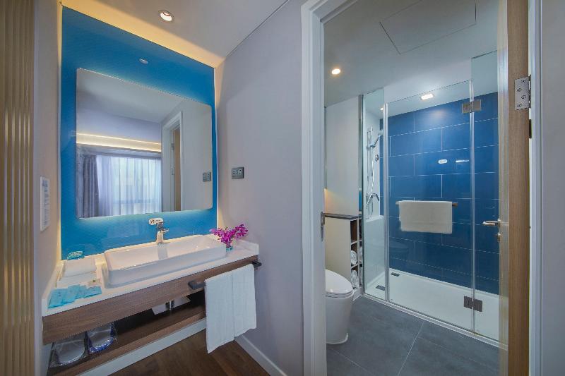 스탠다드 룸 킹사이즈 침대, Holiday Inn Express Shanghai Jinshan By Ihg
