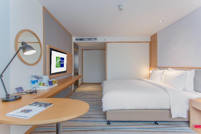 스탠다드 룸 킹사이즈 침대, Holiday Inn Express Ya An City Center By Ihg